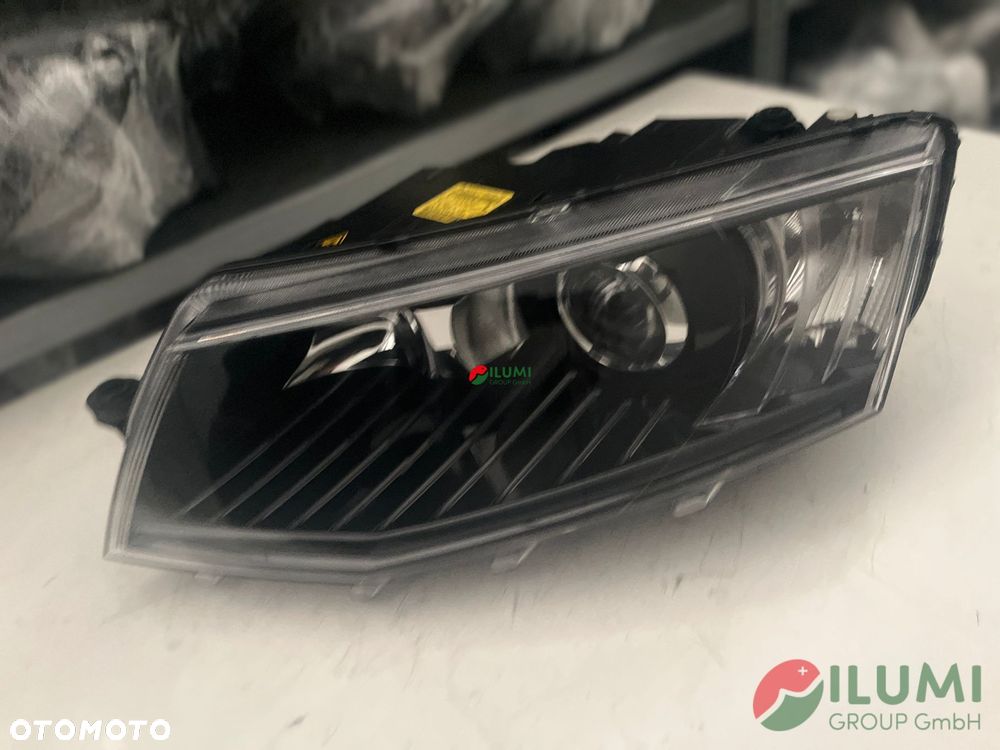 Skoda Octavia 3 Xenon Reflektor Lewy 5e1941015b - 5