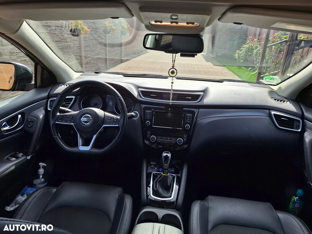 Nissan Qashqai 1.7 dCi Xtronic ALL-MODE 4x4i TEKNA - 13