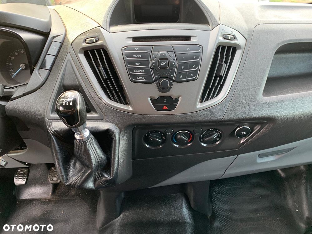 Ford Transit Custom - 13