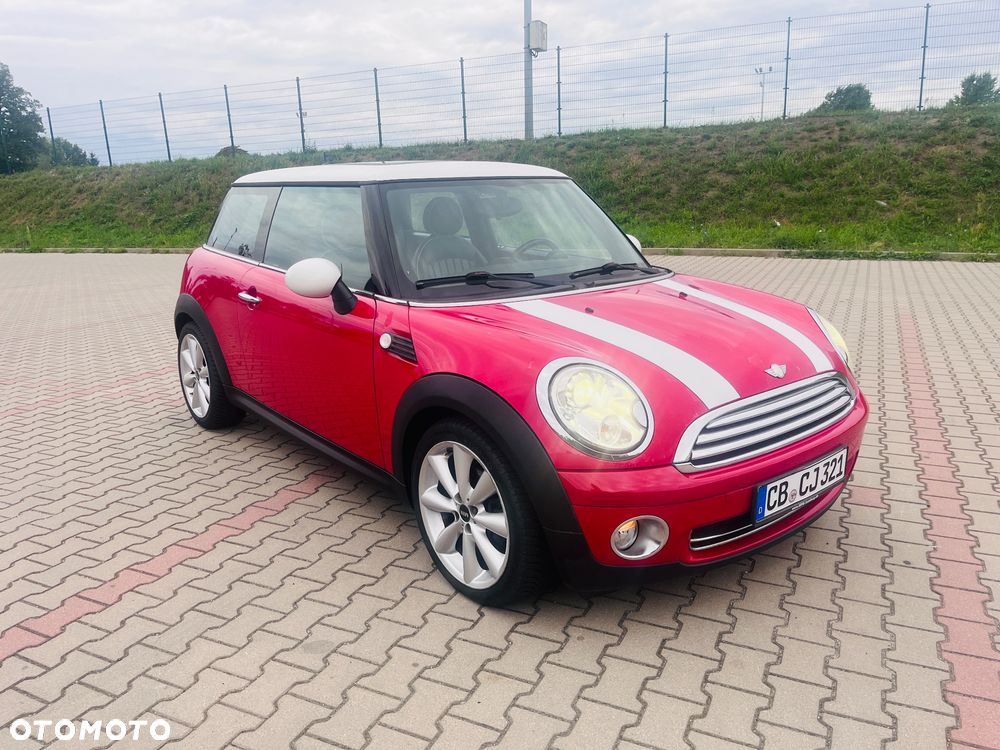 MINI Cooper Standard - 1