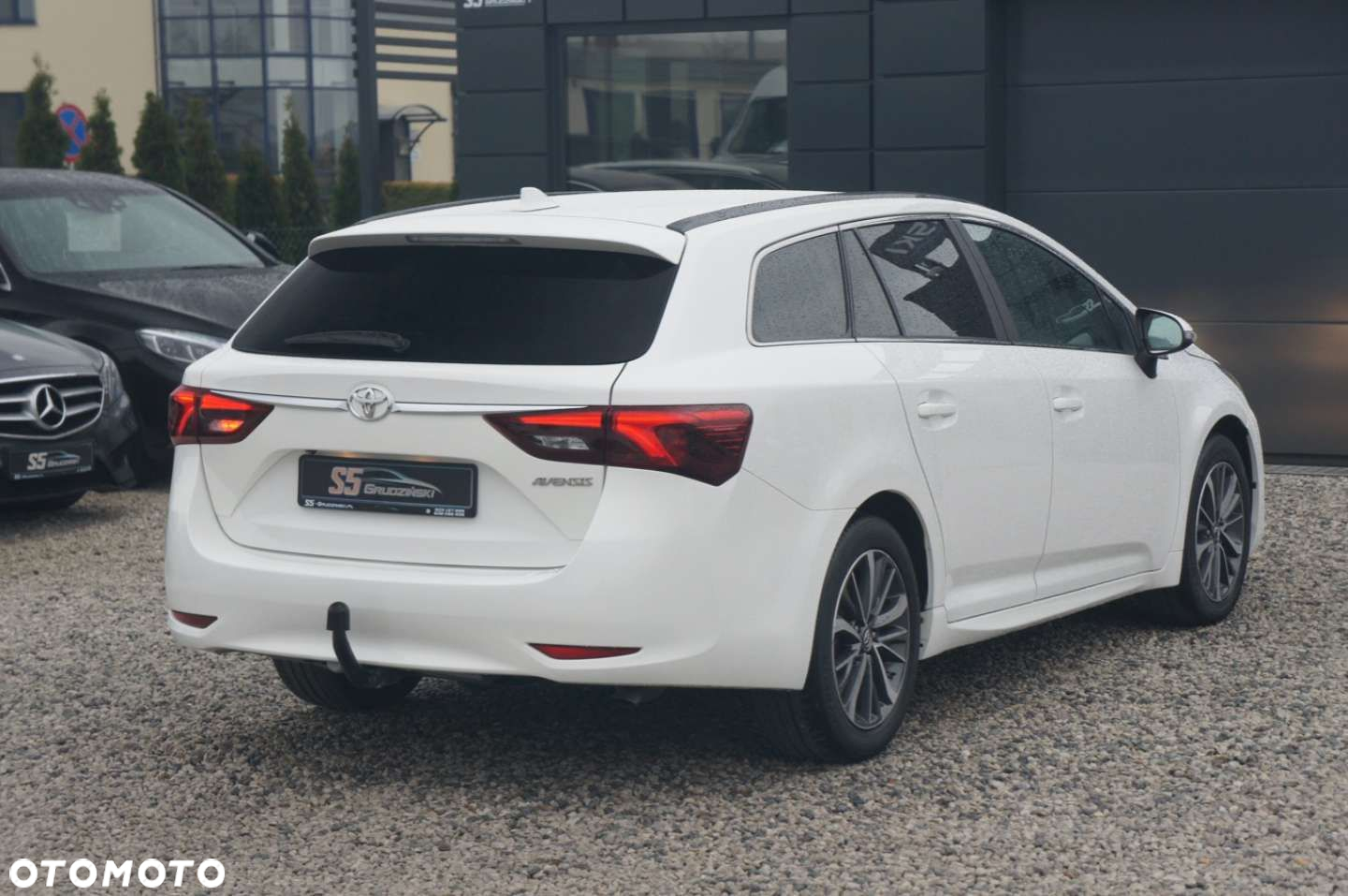 Toyota Avensis - 7