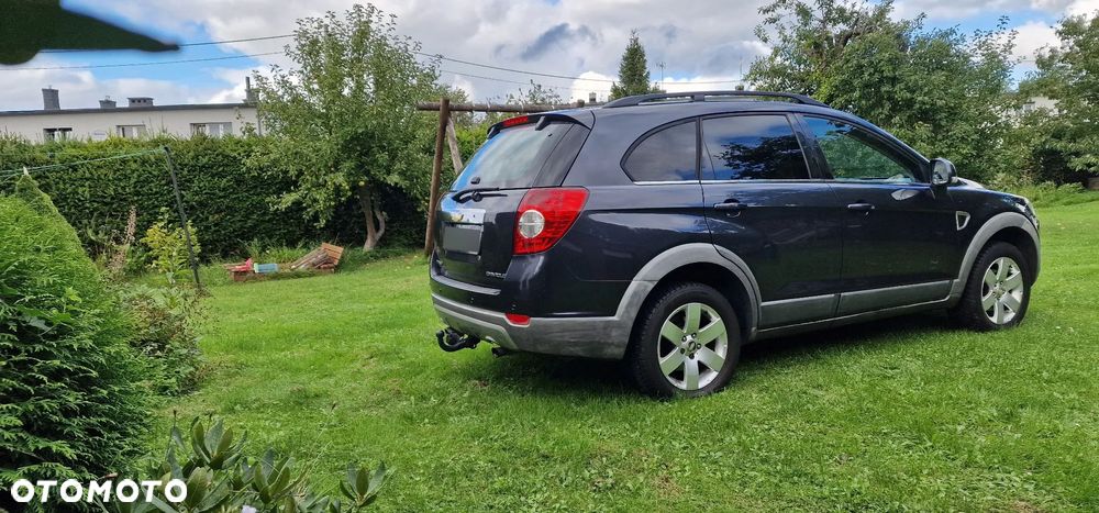 Chevrolet Captiva 2.0 d LT high - 28