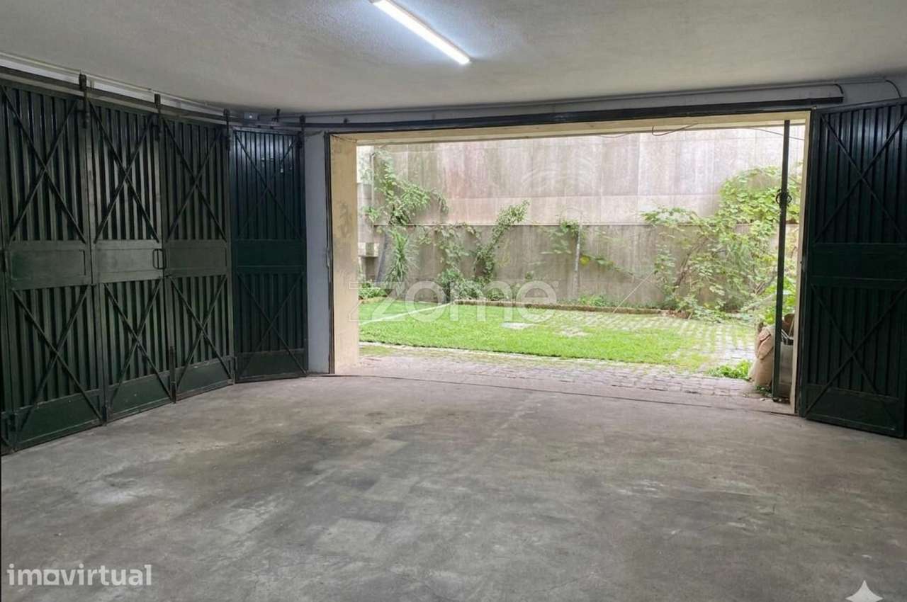Cave/garagem à venda na Avenida da República, Vila Nova de Gaia - Grande imagem: 5/11