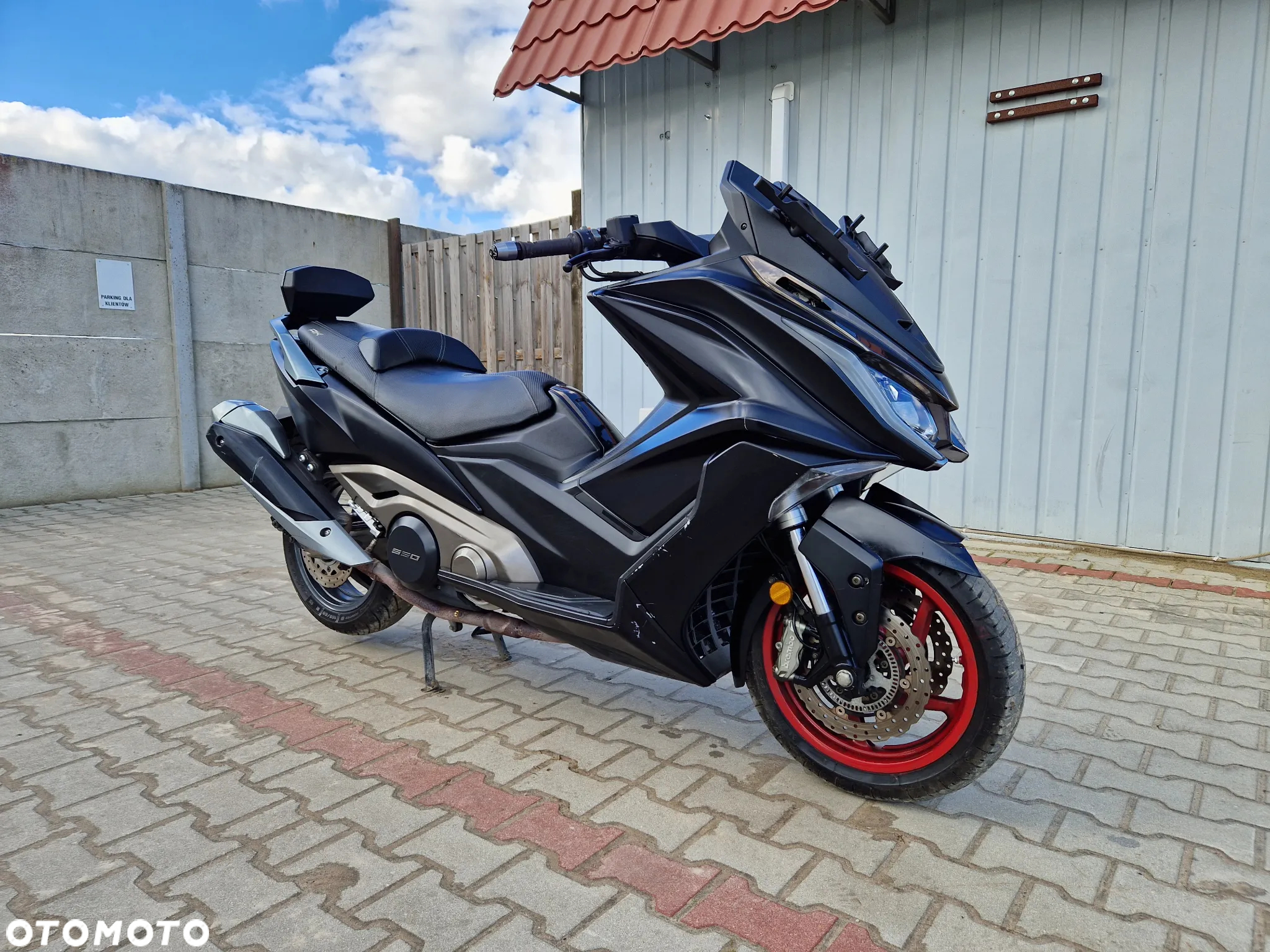 Kymco AK 550 - 11