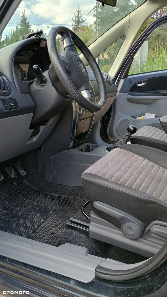 Suzuki SX4 2.0 DDiS 4x2 Comfort - 5
