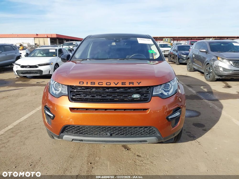 Land Rover Discovery Sport - 24