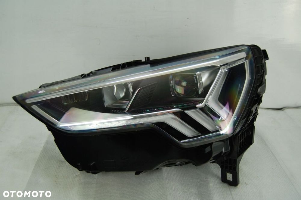 REFLEKTOR FULL LED AUDI Q3 83A 2019-2022 OE - 2