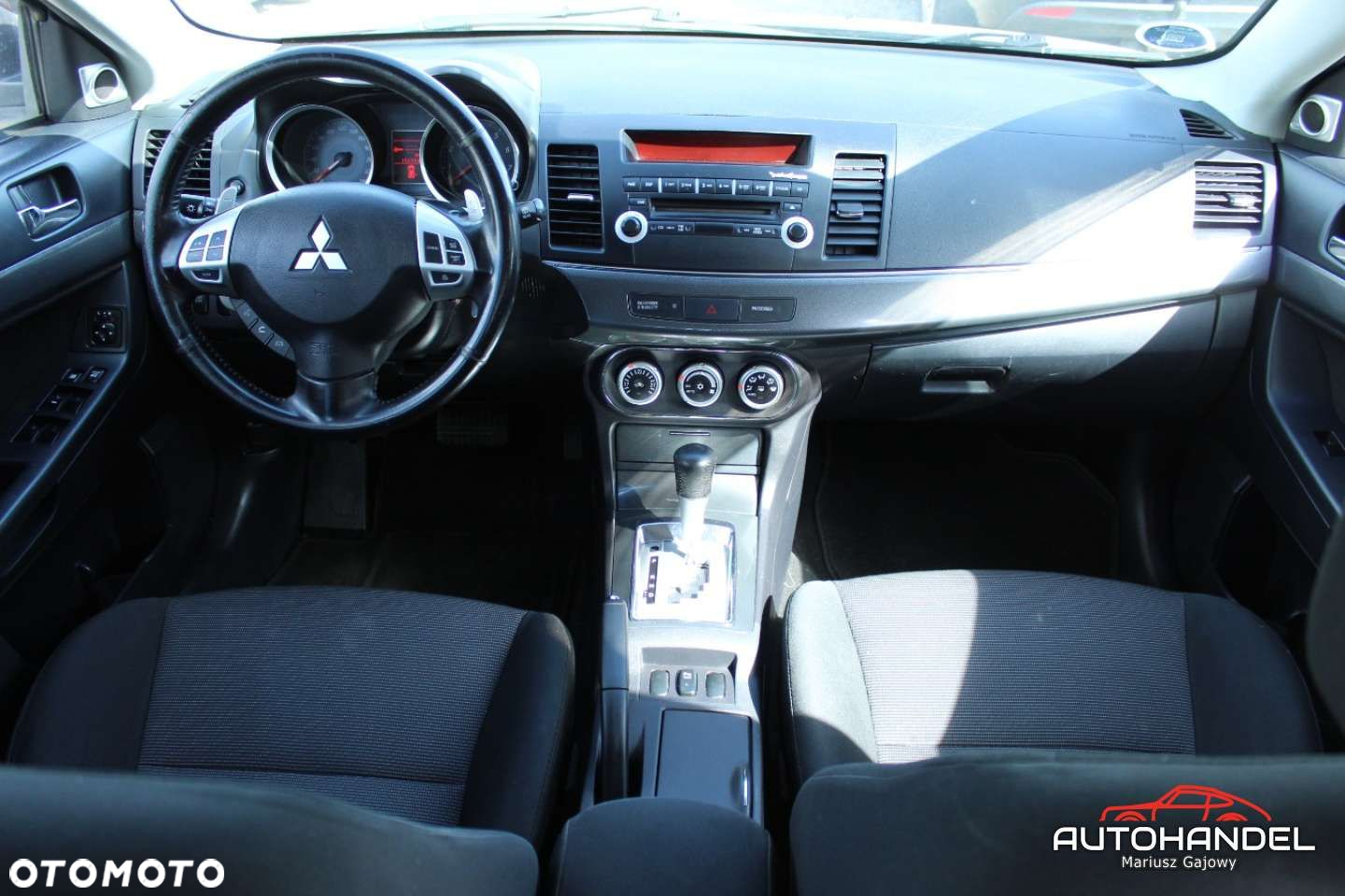 Mitsubishi Lancer - 8