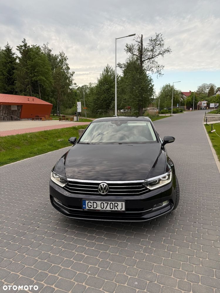 Volkswagen Passat 1.8 TSI BMT Highline - 1