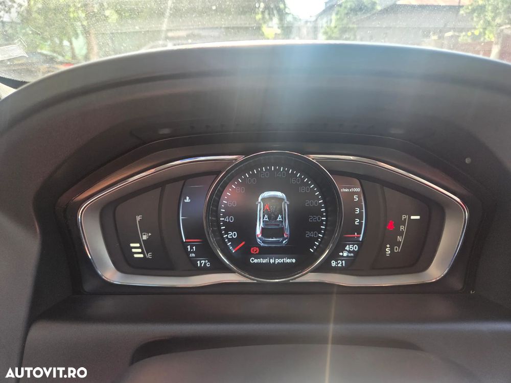 Volvo XC 60 - 4
