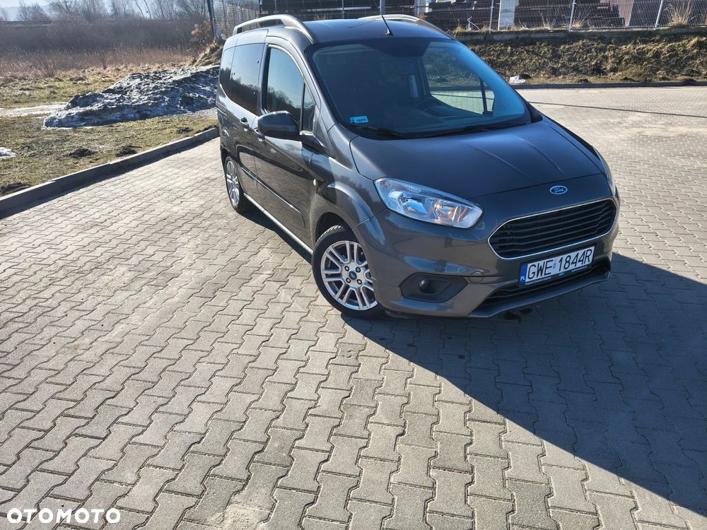 Ford Tourneo Courier 1.0 EcoBoost Titanium - 3
