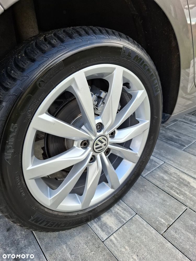 Volkswagen Golf 1.6 TDI Comfortline - 15