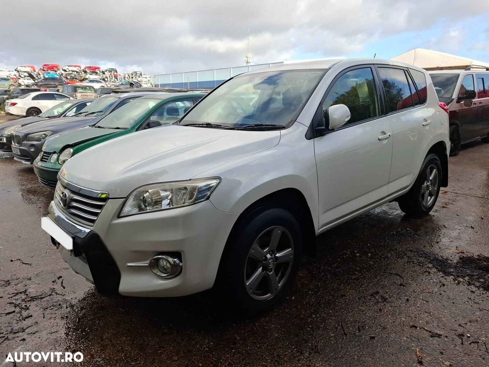 Usa Spate Stanga Toyota RAV4 2012 SUV Alb - 2