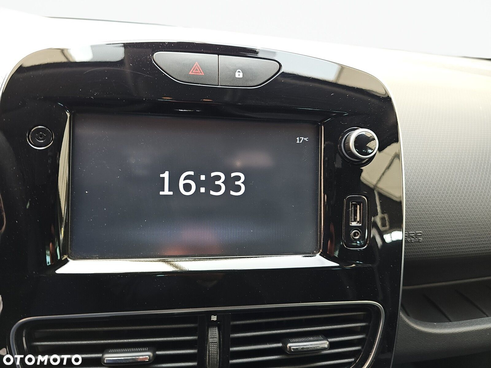 Renault Clio - 20