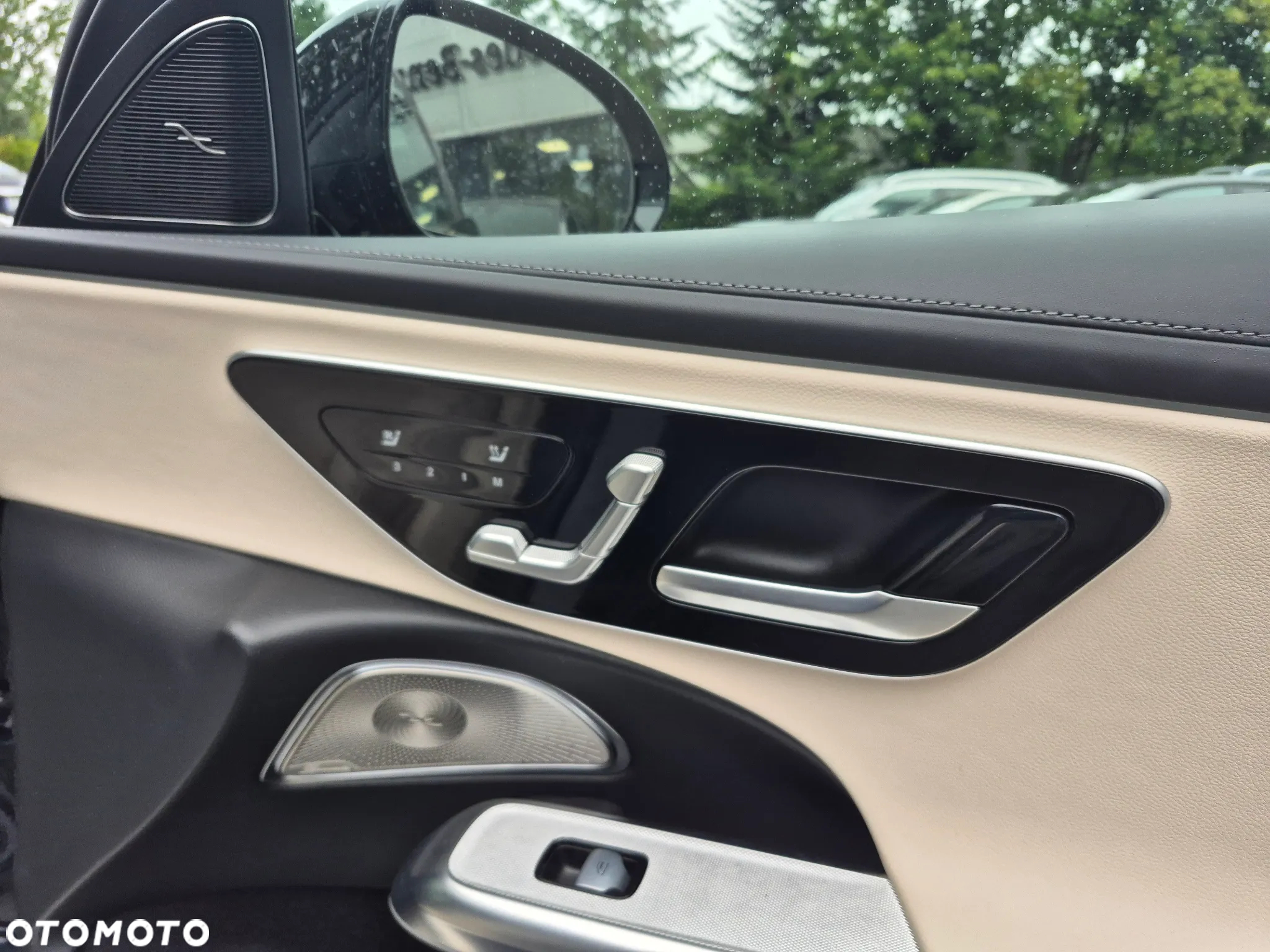 Mercedes-Benz Klasa E 220 d mHEV 4-Matic AMG 9G-Tronic - 32