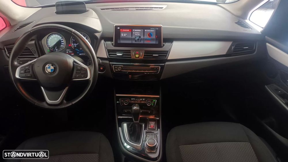 BMW 225xe Active Tourer Line Sport - 18