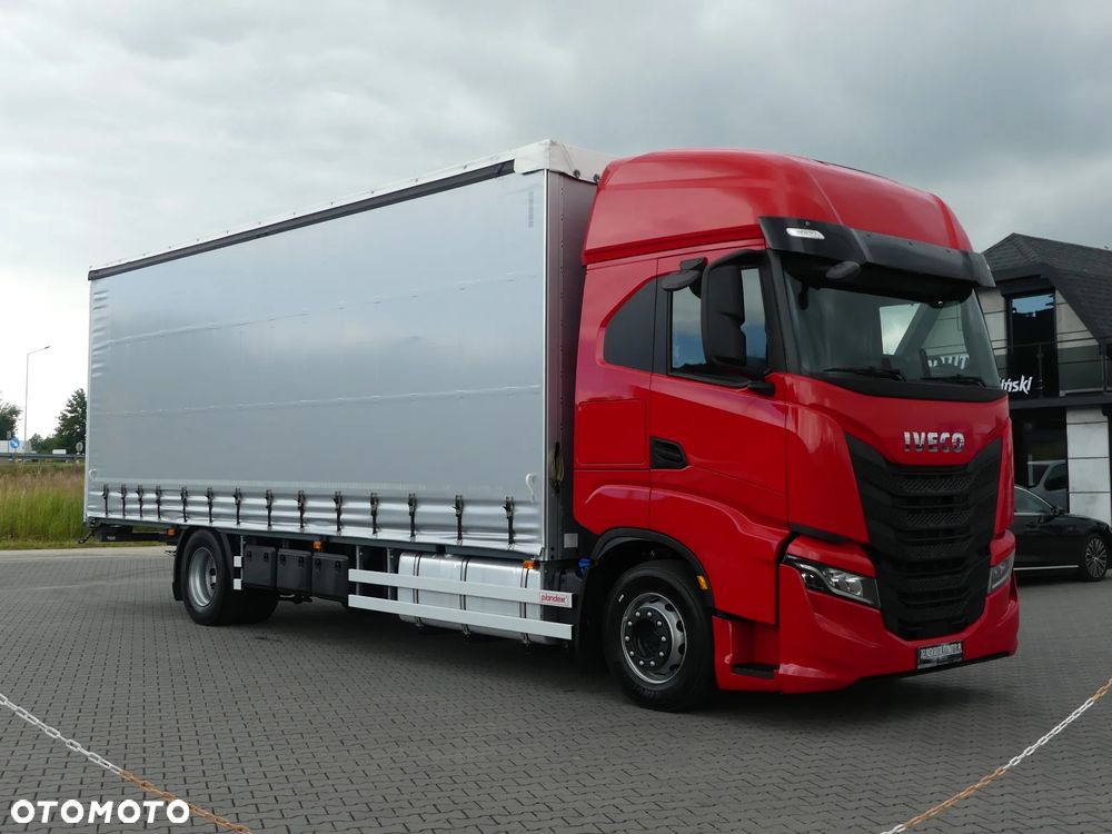 Iveco S WAY 460 / FIRANKA 8.10m / EURO 6 / KLIMATYZACJA POSTOJOWA / - 11