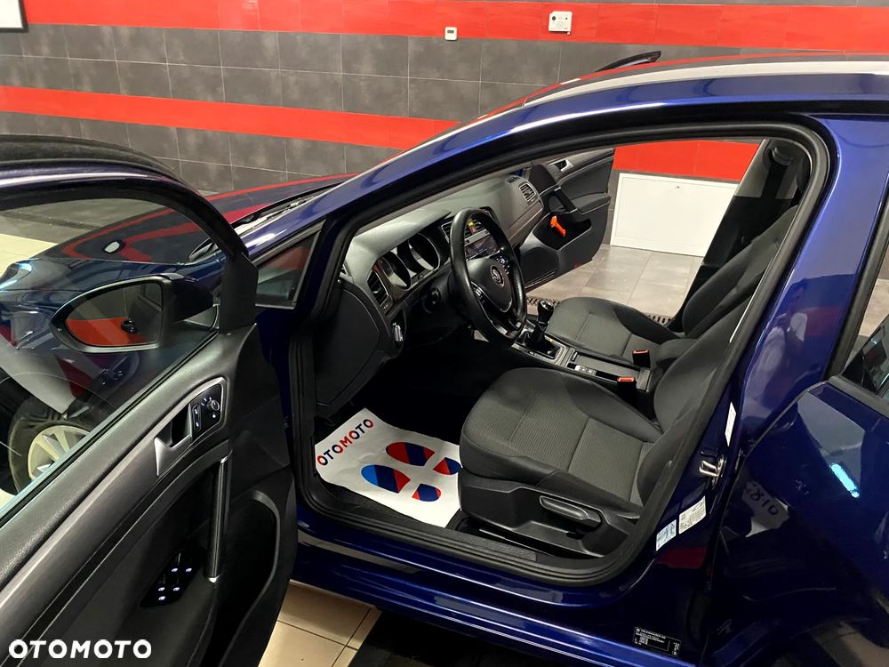 Volkswagen Golf 1.6 TDI (BlueMotion Technology) Trendline - 13