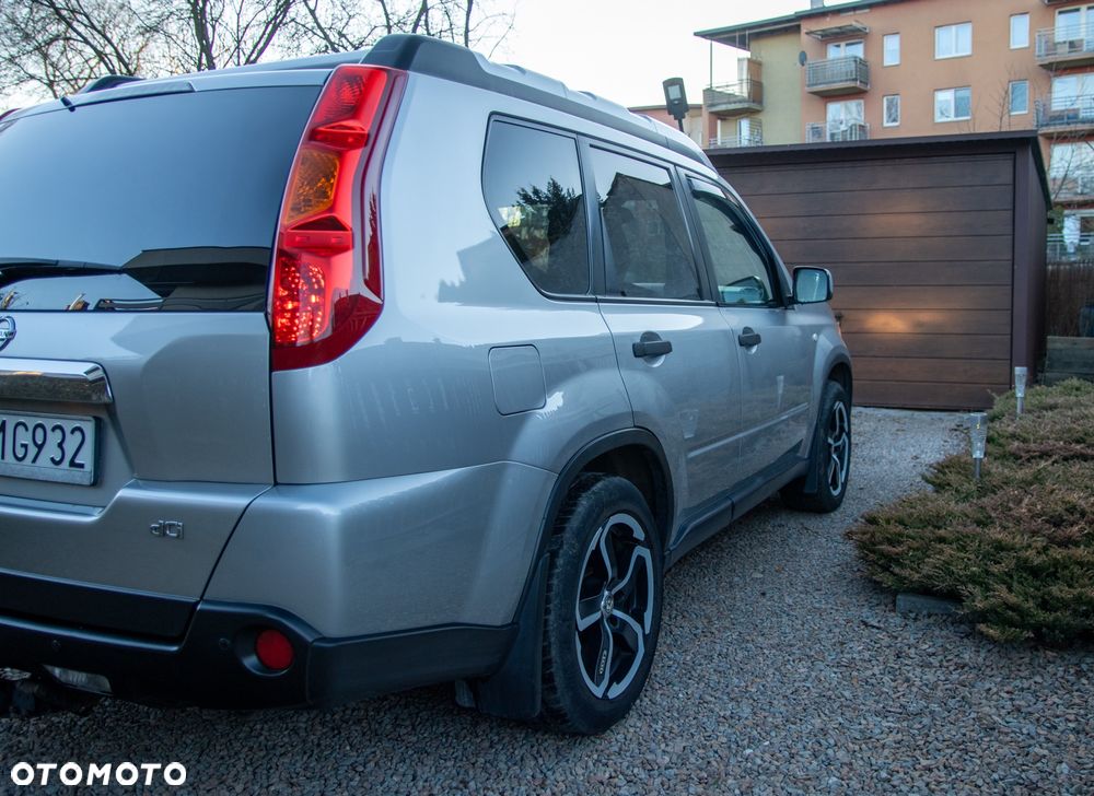 Nissan X-Trail 2.0 dCi 4x4 DPF SE - 5