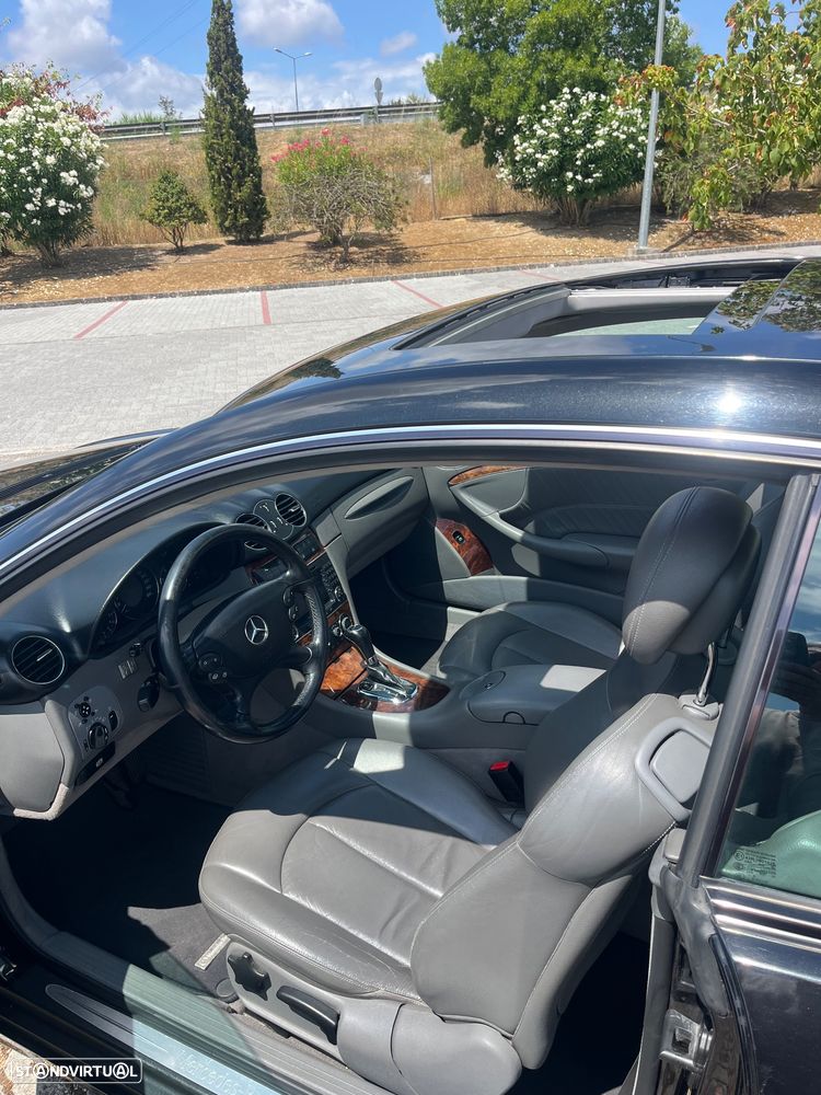 Mercedes-Benz CLK 220 CDi Elegance Aut. - 16
