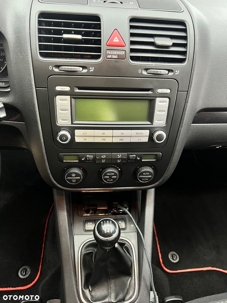 Volkswagen Golf 1.4 TSI GT - 13