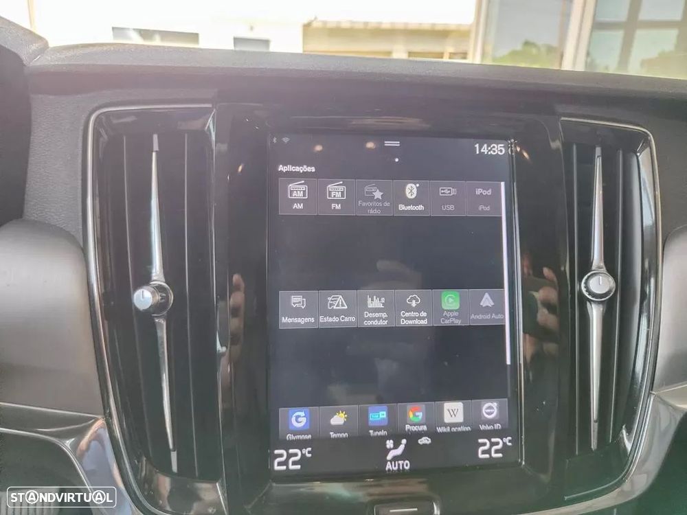 Volvo V90 2.0 D4 Momentum Geartronic - 30