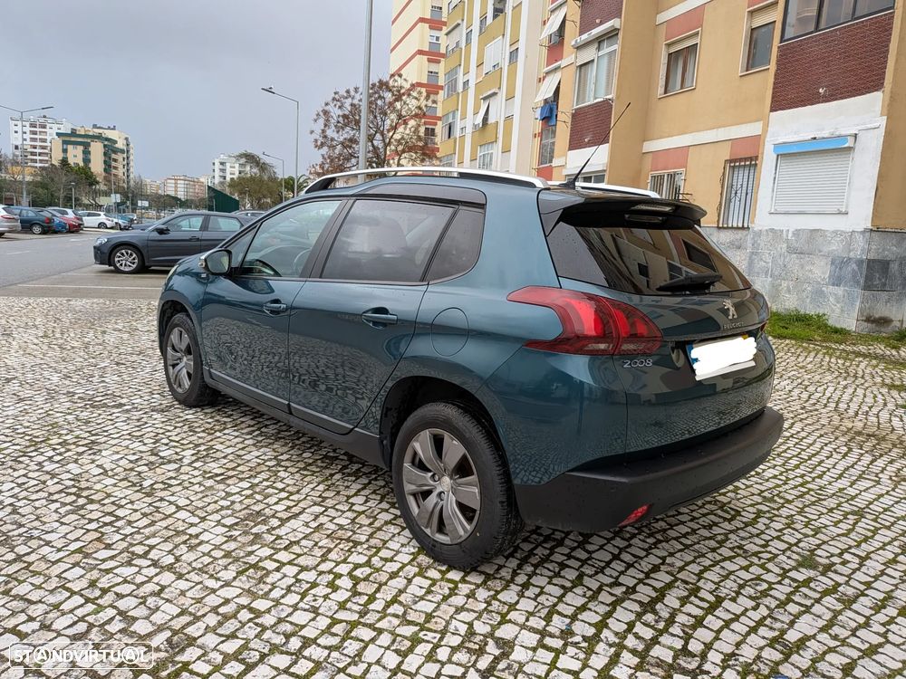 Peugeot 2008 1.2 PureTech Style - 17