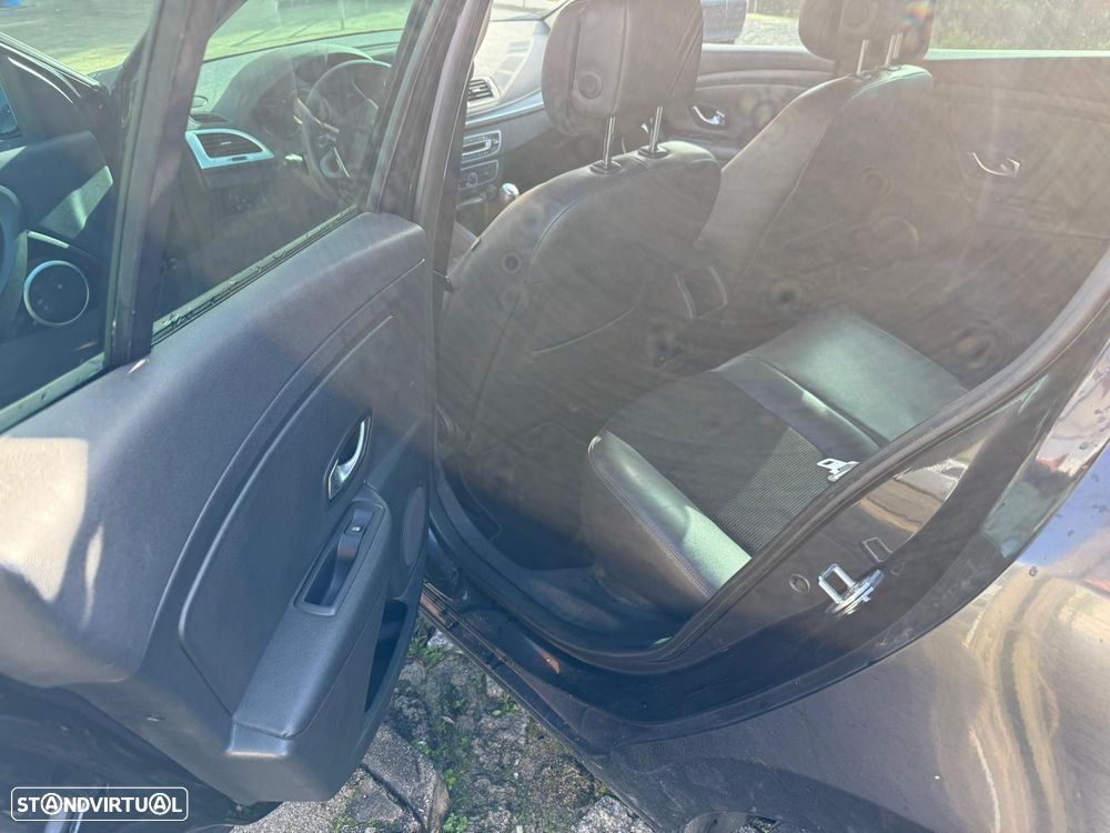 Renault Mégane 1.5 dCi Luxe - 13