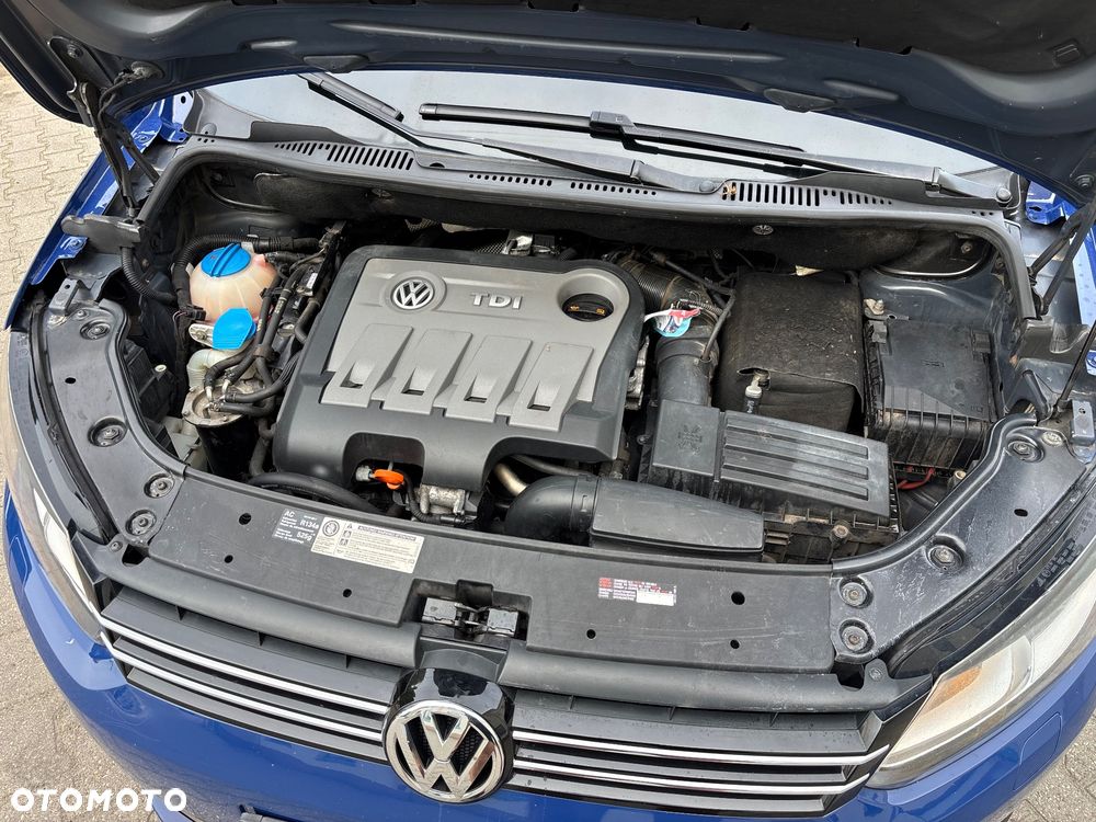 Volkswagen Touran 2.0 TDI DPF DSG Highline - 10