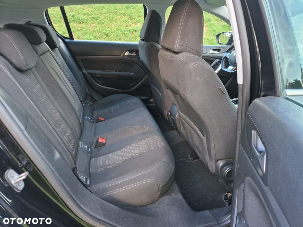 Peugeot 308 PureTech 130 EAT6 Stop & Start Active - 16