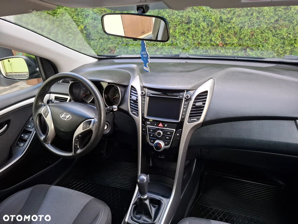 Hyundai i30 blue 1.4 YES Gold - 13