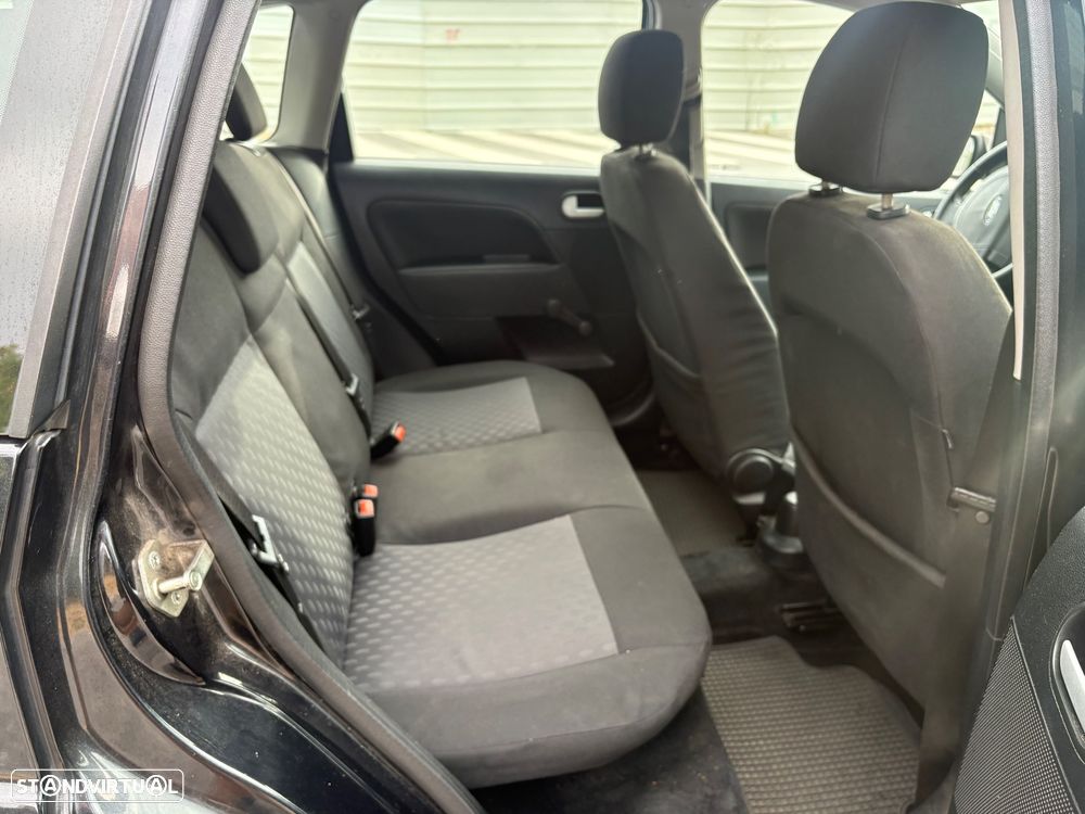 Ford Fiesta 1.25 X-Trend - 10