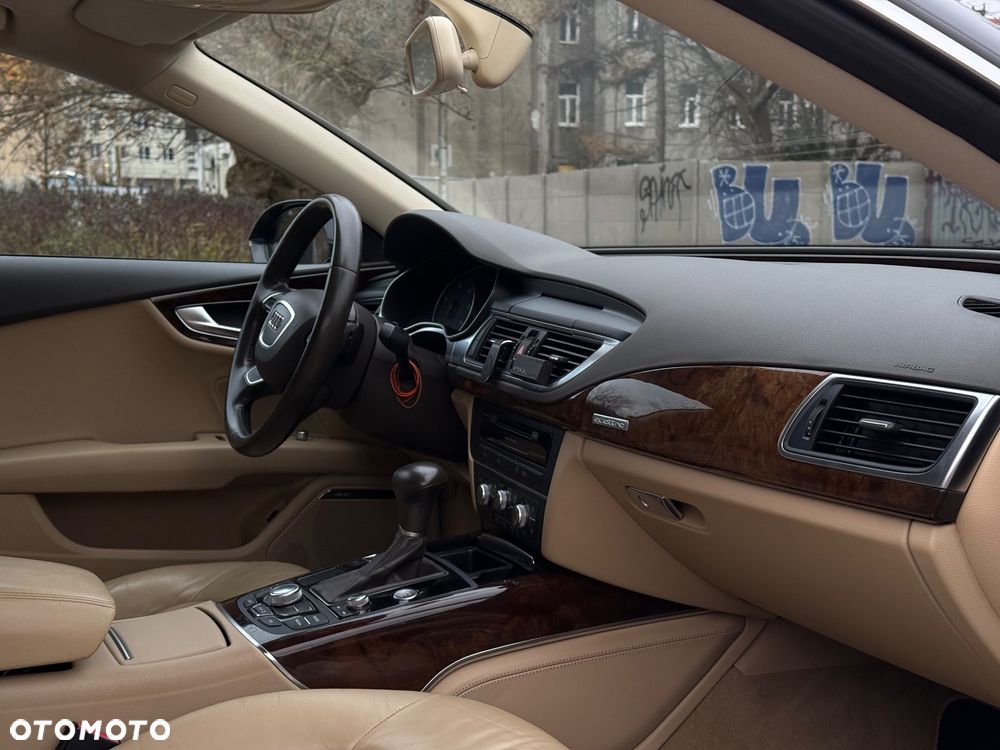 Audi A7 Sportback - 13