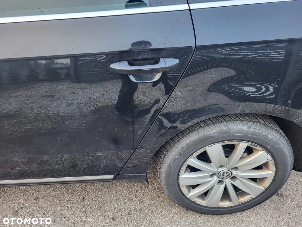 Volkswagen Passat 2.0 TDI Comfortline - 15