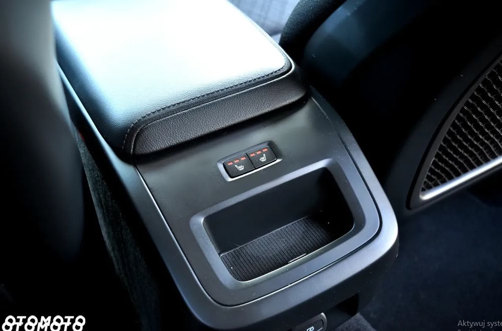 Volvo V60 B3 B Plus Dark - 9