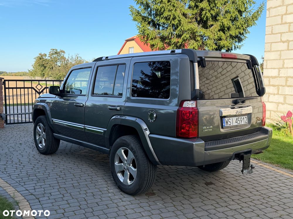 Jeep Commander - 27