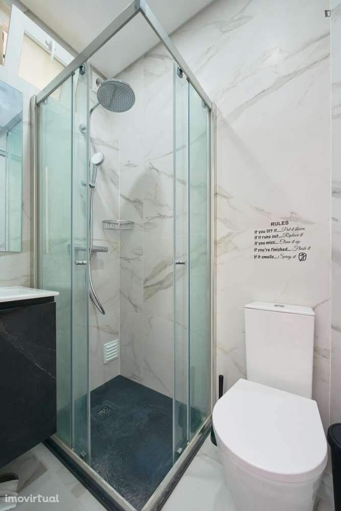 Quarto - localizado em Saldanha Lisbon - Grande imagem: 5/51