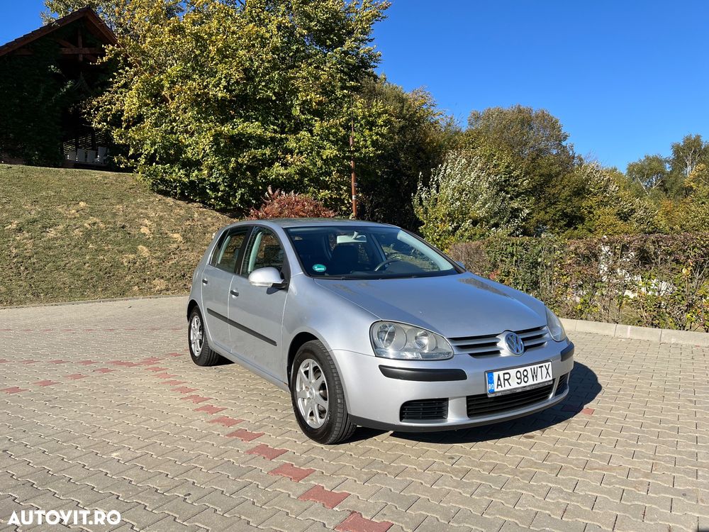 Volkswagen Golf 1.6 Automatik Trendline - 1