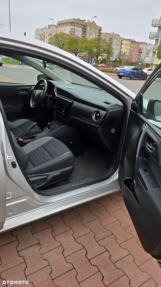 Toyota Auris Hybrid 135 Comfort - 21