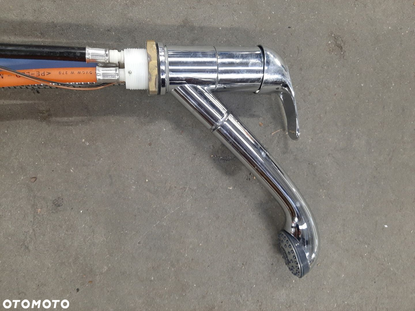 VW Crafter Grand California Kamper Kran Syfon Prysznic Ręczny 7C4067165A - 3