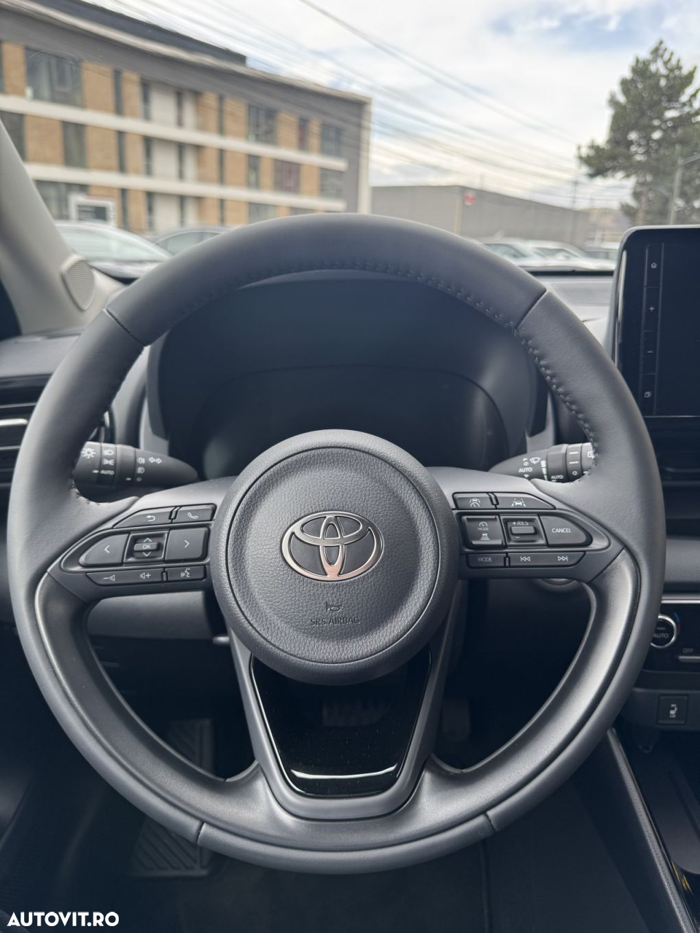 Toyota Yaris - 6