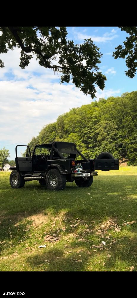 Jeep Wrangler - 7