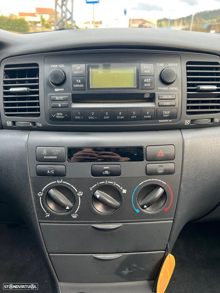 Toyota Corolla 1.4 D-4D - 9