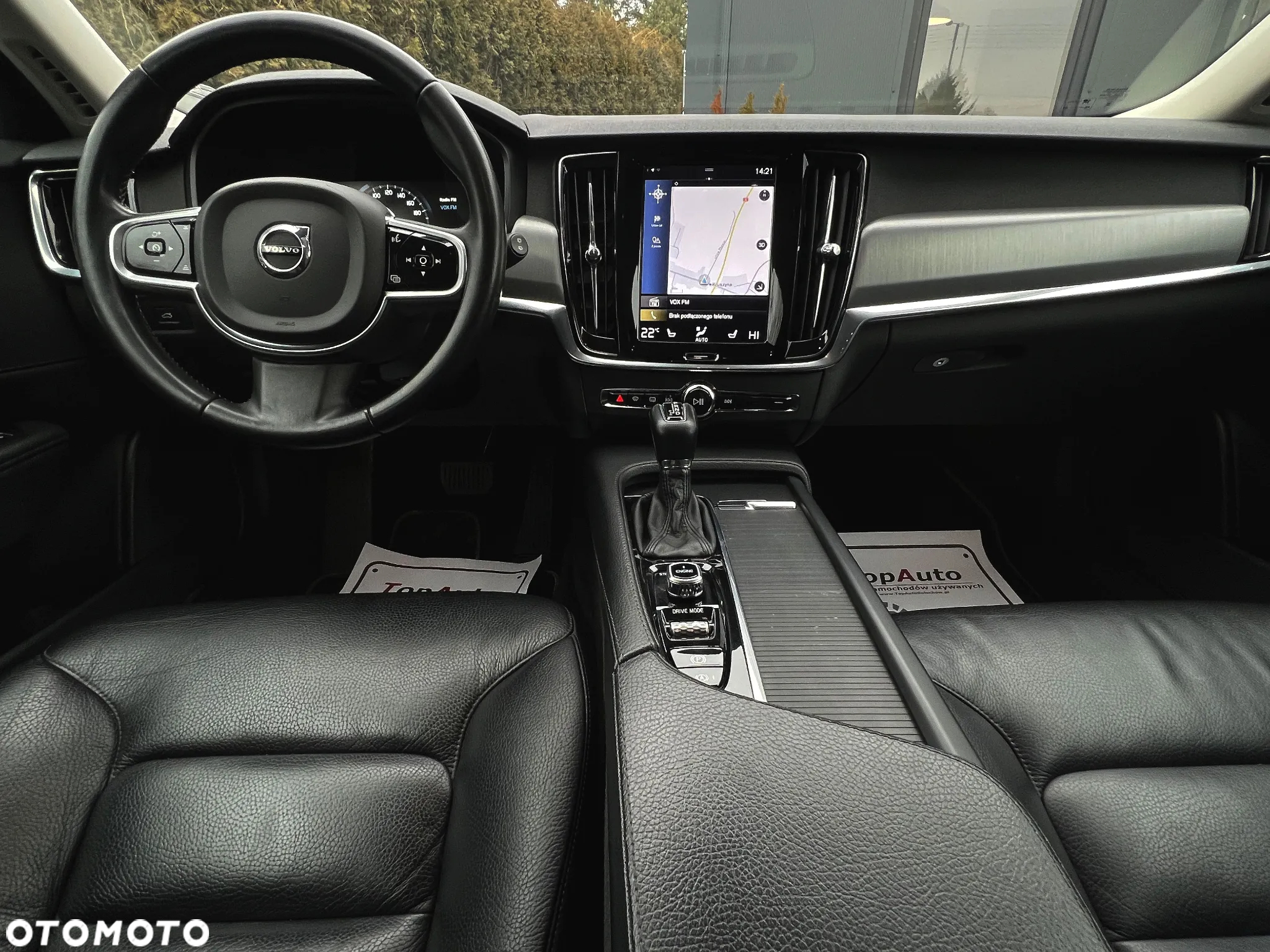 Volvo V90 D4 Momentum Pro - 27