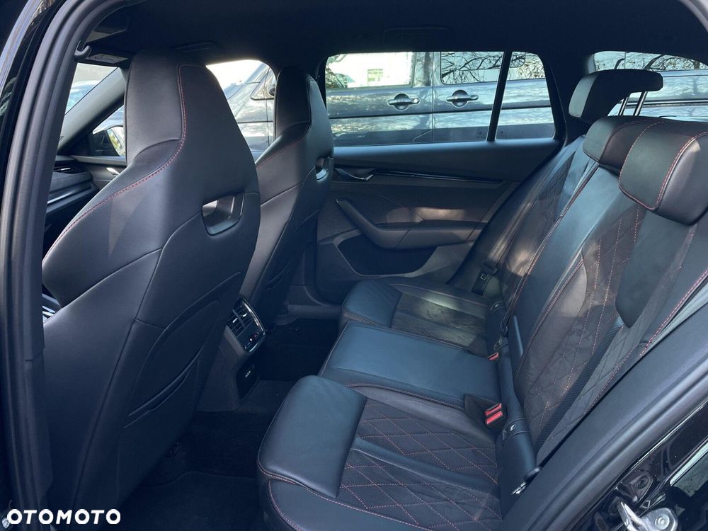 Skoda Octavia 2.0 TDI RS DSG - 29