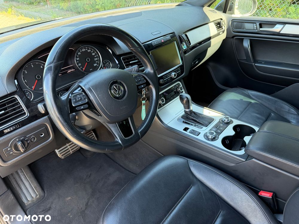 Volkswagen Touareg - 24