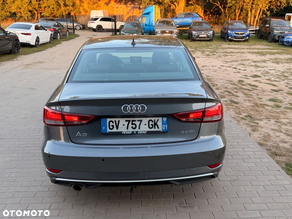 Audi A3 Limousine 30 TFSI design - 10