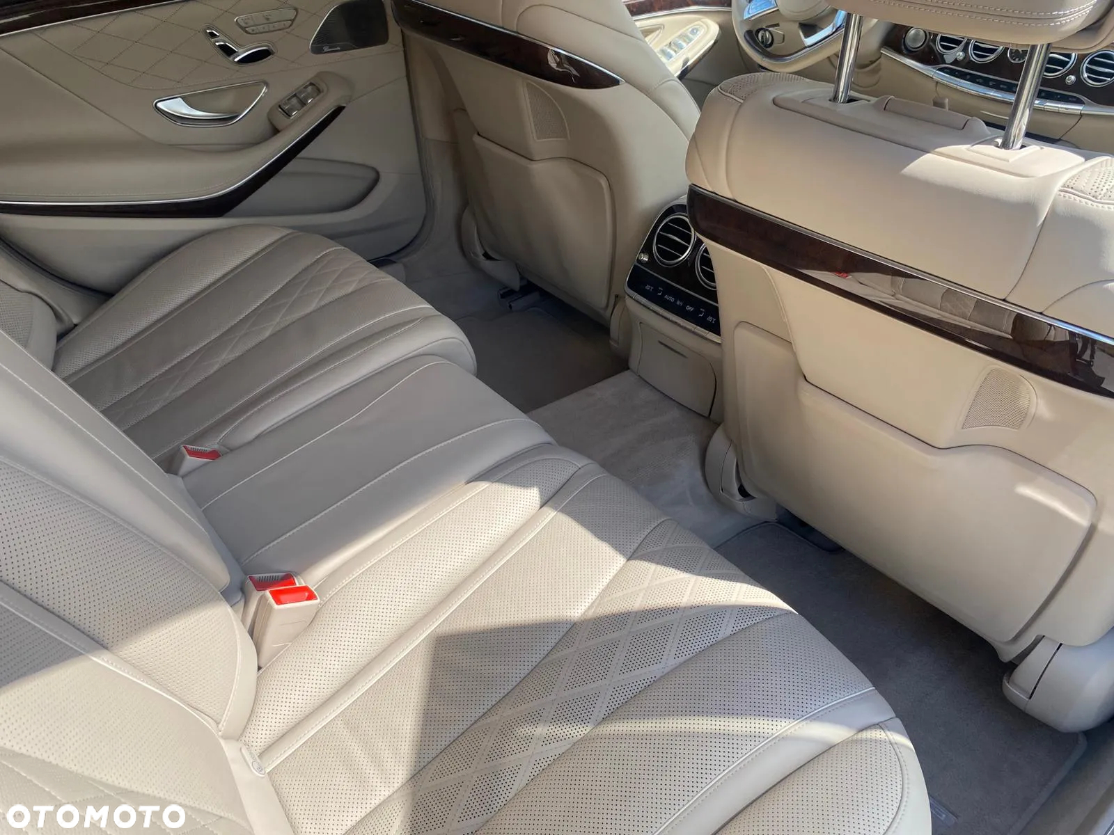 Mercedes-Benz Klasa S 500 4-Matic 7G-TRONIC - 14