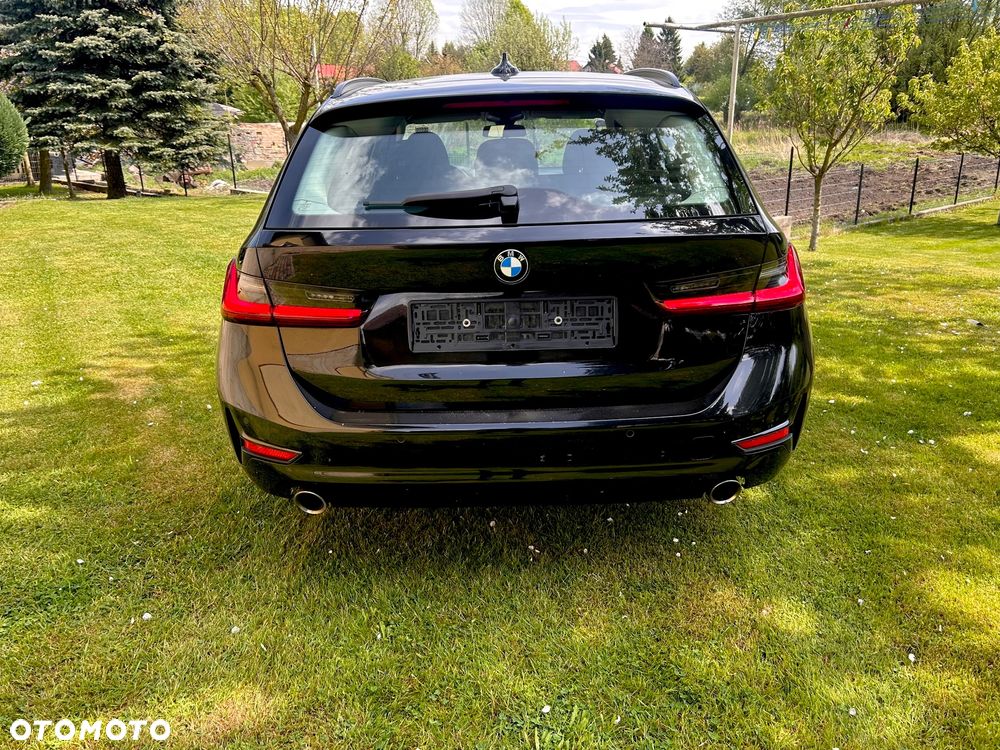 BMW Seria 3 318i Luxury Line sport - 4