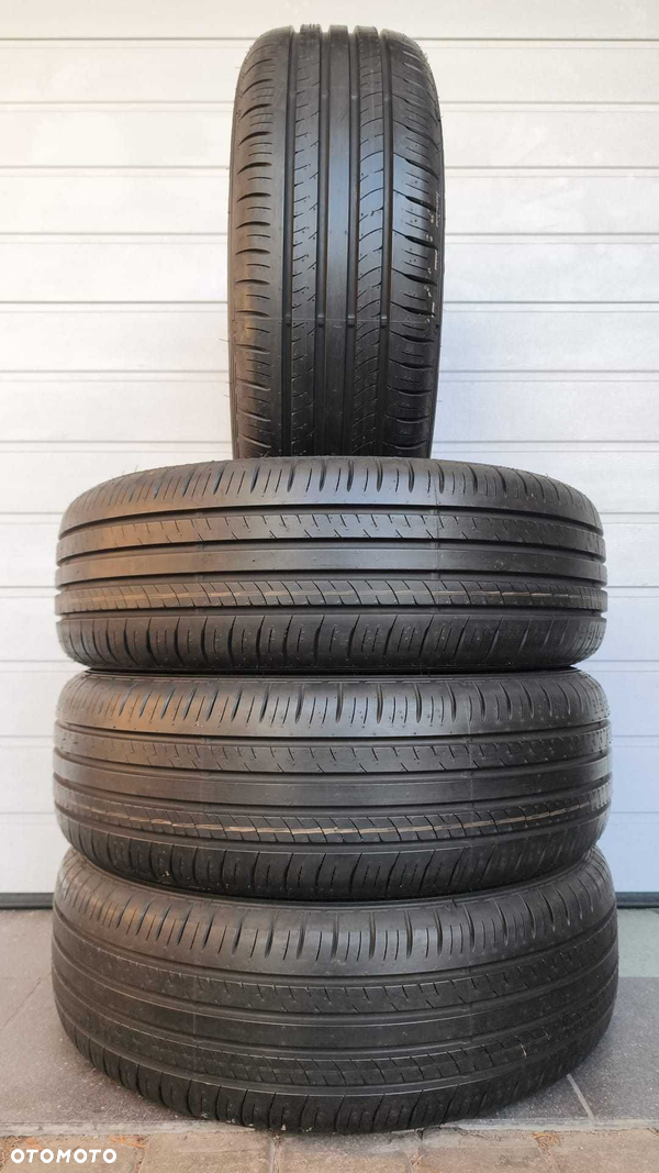 4 sztuki opony  lato 215/60/17 Dunlop 96H 2022 rok (OL544/OH)